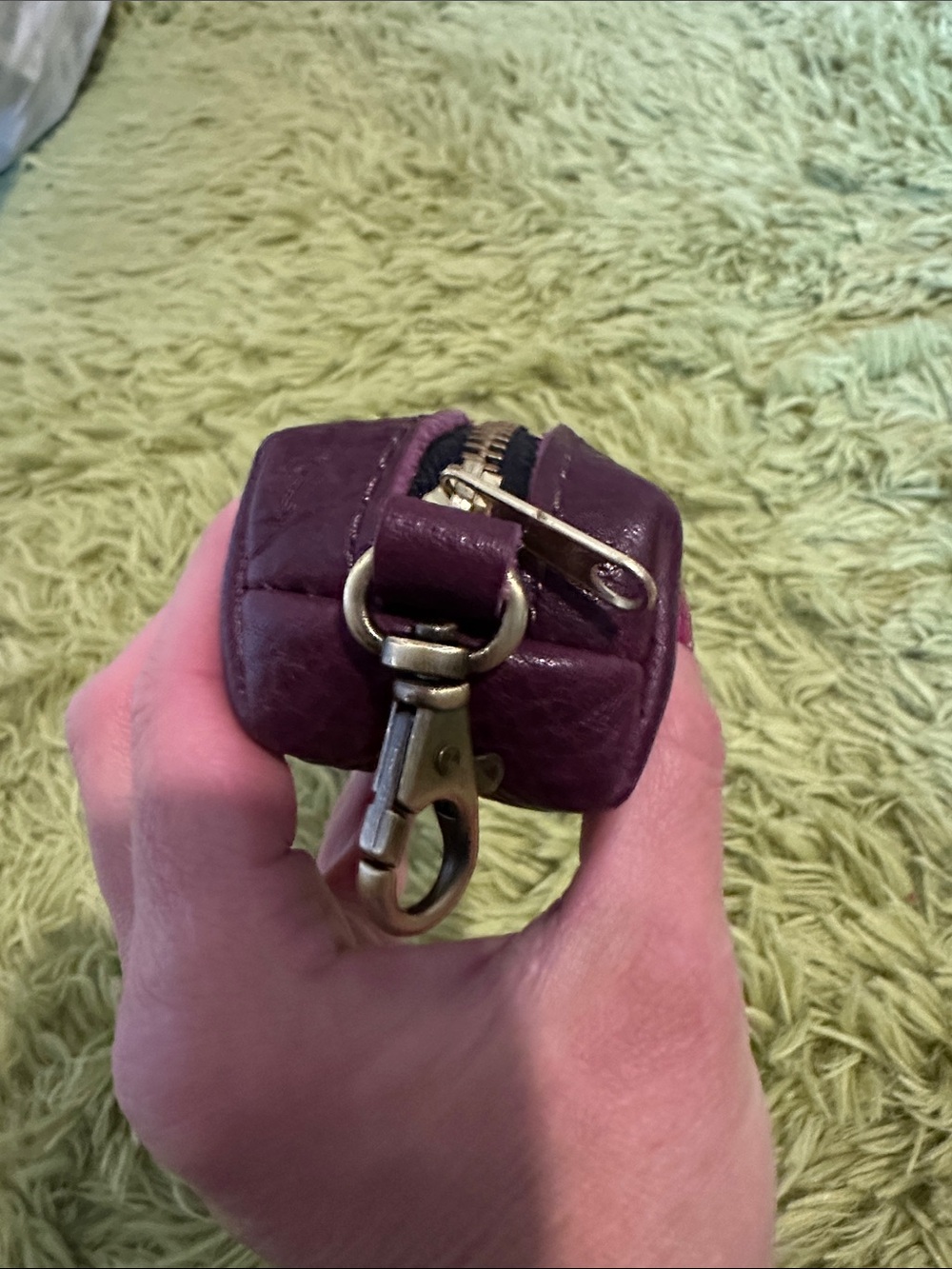 Portland leather mini dopp keychain plum - Picture 3 of 4